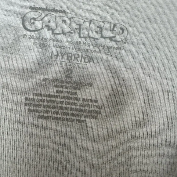 Adorable Garfield tshirt!! - Picture 3 of 3